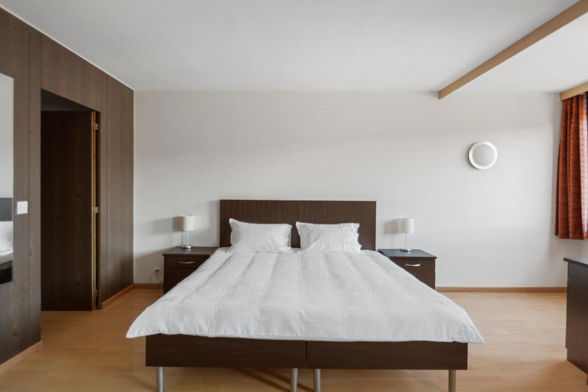 Neuchatel City Hotel Zewnętrze zdjęcie